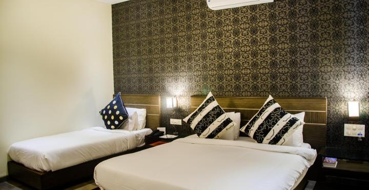 Jc Castle Hotel Shirdi Ngoại thất bức ảnh
